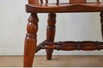中古　美品!!　松本民芸家具　欅(ケヤキ)材　艶やかな漆塗りと存在感のあるホイールデザインが格好良い大キャプテンチェア(椅子、イス、アームチェア、ウィンザーチェア、ウインザーチェア、板座チェア)(定価約60万円)(R-069114)