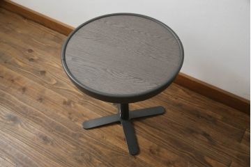 中古　美品　Molteni&C(モルテーニ)　Rodolfo Dordoni(ロドルフォ・ドルドーニ)　KEW　スモールテーブル　スタイリッシュな空間を演出するサイドテーブル(ラウンドテーブル、丸テーブル、コーヒーテーブル、カフェテーブル)(定価約28万円)(R-069122)