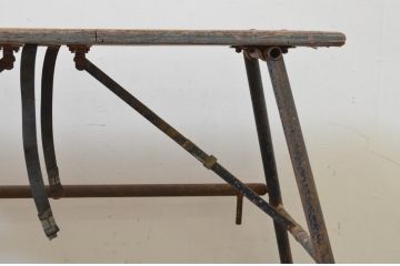 和製ビンテージ　建築足場をリメイクした素朴な作業台(テーブル、デスク、アイアンテーブル、ヴィンテージ)(R-069137)