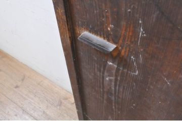 アンティーク建具　どこか懐かしい雰囲気を感じる片開きドア1枚(木製扉)(R-069164)
