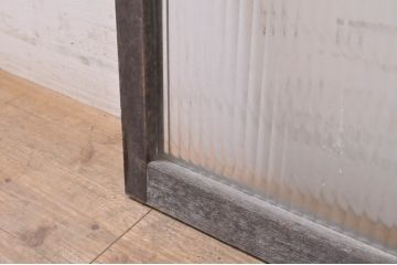 アンティーク建具　インテリアに合わせやすいシンプルデザインのモールガラス窓2枚セット(引き戸、ガラス戸)(R-069166)