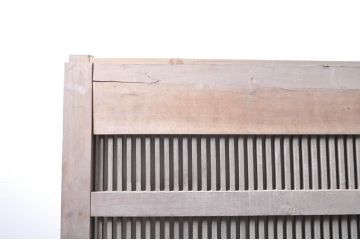 アンティーク建具　特大　特注品!!　欅(ケヤキ)材　古い豪商で使われていた蔵戸1枚を2分割にリメイク!!存在感抜群の格子蔵戸2枚セット(引き戸、格子戸、玄関戸)(R-069174)