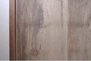 アンティーク建具　特大　特注品!!　松竹梅・鶴亀図　欅(ケヤキ)材　古い豪商で使われていた蔵戸1枚を2分割にリメイク!!　蔵戸2枚セット(引き戸、格子戸、玄関戸)(R-069175)