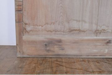 アンティーク建具　特大　特注品!!　欅(ケヤキ)材　古い豪商で使われていた蔵戸1枚を2分割にリメイク!!存在感抜群の格子蔵戸2枚セット(引き戸、格子戸、玄関戸)(R-069177)