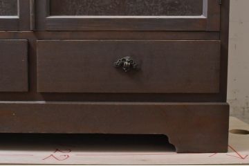 和製アンティーク　大正ロマン　タモ材　懐かしい雰囲気が魅力的なキャビネット(本棚、戸棚、食器棚、カップボード、収納棚、本箱、ブックケース)(R-069178)