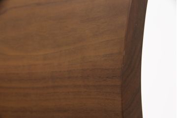中古　美品　柏木工(カシワ木工、KASHIWA)　本革(レザー)　ウォールナット材　オーク材　シンプルながらも身体に馴染む形状と落ち着いた色合いが素敵なシック(CHIC)サイドチェア2脚セット(ダイニングチェア、ワークチェア、椅子、イス、いす)(定価2脚で約25万円)(R-069196)