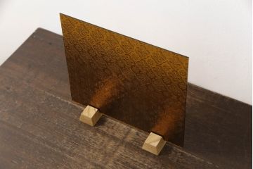 非売品　リメイク用ガラスパーツ　レトロな模様がアクセントになるカラーガラス　茶色(フローラガラス、新品ガラス、色ガラス)(R-069200)
