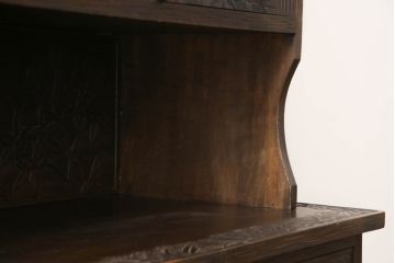 和製ビンテージ　軽井沢彫り　隅々まで施された牡丹の彫りが美しいキャビネット(食器棚、カップボード、収納棚、戸棚、飾り棚、ヴィンテージ)(R-069201)