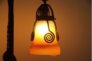 ビンテージ照明　フランスヴィンテージ　マーブルガラス　置くだけでインテリアの主役となるテーブルランプ(卓上照明、間接照明)(R-069206)