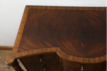 中古　美品!!　MAITLAND-SMITH(メートランドスミス)　高級感あふれる大人の空間づくりにオススメのチェスト(サイドボード、サイドチェスト、引き出し)(R-069208)