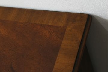 中古　美品!!　MAITLAND-SMITH(メートランドスミス)　高級感あふれる大人の空間づくりにオススメのチェスト(サイドボード、サイドチェスト、引き出し)(R-069208)