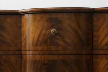 中古　美品!!　MAITLAND-SMITH(メートランドスミス)　高級感あふれる大人の空間づくりにオススメのチェスト(サイドボード、サイドチェスト、引き出し)(R-069208)