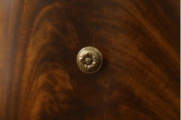 中古　美品!!　MAITLAND-SMITH(メートランドスミス)　高級感あふれる大人の空間づくりにオススメのチェスト(サイドボード、サイドチェスト、引き出し)(R-069208)