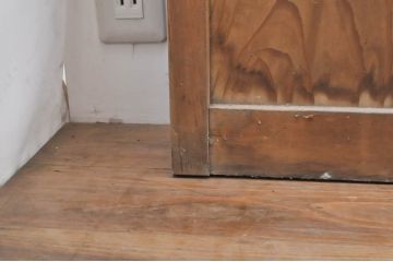 アンティーク建具　どこか懐かしい雰囲気が漂うモールガラス入りのガラス戸4枚セット(引き戸)(R-069212)