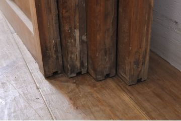 アンティーク建具　どこか懐かしい雰囲気が漂うモールガラス入りのガラス戸4枚セット(引き戸)(R-069212)
