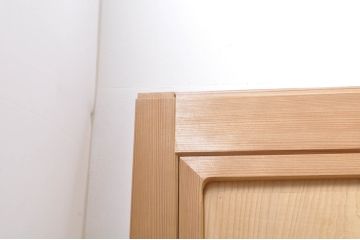 中古　民芸家具　美品　木目が楽しめる杉一枚板を使用した組子入りガラス帯戸4枚セット(建具、引き戸、ガラス戸)(R-069213)