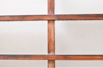 アンティーク建具　経年を感じさせる木味が魅力のガラス窓2枚セット(引き戸、ガラス戸)(R-069218)
