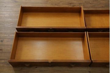 中古　最高級ブランド　CLイタリア(CLItalia)　艶やかな木肌とエレガントな佇まいが美しいチェスト(サイドボード、サイドチェスト、引き出し)(定価推定約150万円以上)(R-069227)