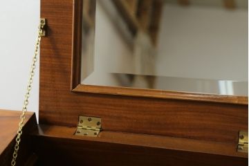 中古　美品　C.M.T.社　CONSORZIO MOBILIERI D'ARTE　象嵌入り　品のある佇まいの猫脚ドレッサー(デスク、コンソールテーブル、机、化粧台、鏡台、ミラー)(R-069229)