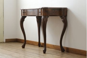 中古　美品　C.M.T.社　CONSORZIO MOBILIERI D'ARTE　象嵌入り　品のある佇まいの猫脚ドレッサー(デスク、コンソールテーブル、机、化粧台、鏡台、ミラー)(R-069229)