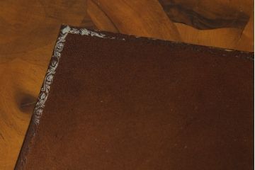中古　美品　C.M.T.社　CONSORZIO MOBILIERI D'ARTE　象嵌入り　品のある佇まいの猫脚ドレッサー(デスク、コンソールテーブル、机、化粧台、鏡台、ミラー)(R-069229)