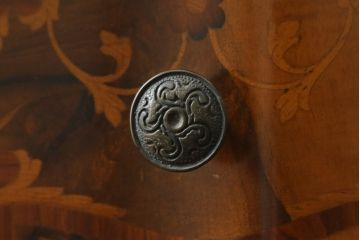 中古　美品　C.M.T.社　CONSORZIO MOBILIERI D'ARTE　象嵌入り　品のある佇まいの猫脚ドレッサー(デスク、コンソールテーブル、机、化粧台、鏡台、ミラー)(R-069229)
