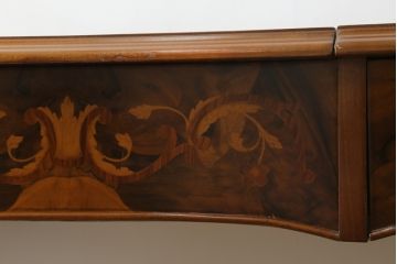 中古　美品　C.M.T.社　CONSORZIO MOBILIERI D'ARTE　象嵌入り　品のある佇まいの猫脚ドレッサー(デスク、コンソールテーブル、机、化粧台、鏡台、ミラー)(R-069229)