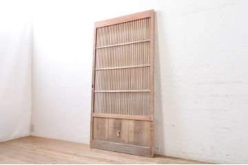 アンティーク建具　和の風情が感じられる杉材の素朴な蔵戸1枚(引き戸、玄関戸)(R-069234)