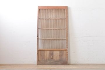アンティーク建具　和の風情が感じられる杉材の素朴な蔵戸1枚(引き戸、玄関戸)(R-069234)