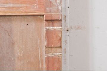 アンティーク建具　和の風情が感じられる杉材の素朴な蔵戸1枚(引き戸、玄関戸)(R-069234)