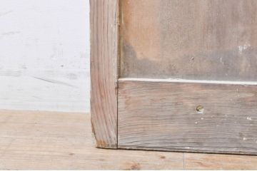アンティーク建具　和の風情が感じられる杉材の素朴な蔵戸1枚(引き戸、玄関戸)(R-069234)