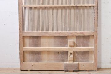 アンティーク建具　和の風情が感じられる杉材の素朴な蔵戸1枚(引き戸、玄関戸)(R-069234)