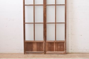 アンティーク建具　希少サイズ　どこか懐かしい雰囲気漂う幅狭ガラス戸2枚セット(引き戸)(R-069235)