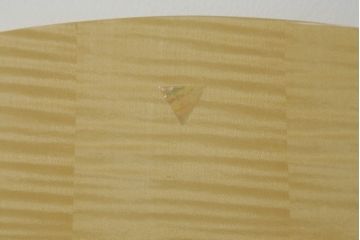  中古　美品　IDC大塚家具取り扱い　オーダー品　松創　ホワイトシカモア材　魅力的なデザインが目を惹くチェア4脚セット(ダイニングチェア、椅子、イス)(定価4脚で約60万円)(R-069236)