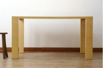 中古　美品　IDC大塚家具取り扱い　オーダー品　松創　ホワイトシカモア材のシンプルなダイニングテーブル(作業台、食卓、2人掛け、4人掛け、二人掛け、四人掛け)(定価約80万円)(R-069237)