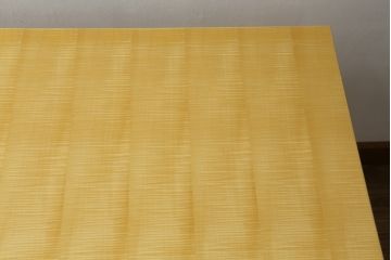 中古　美品　IDC大塚家具取り扱い　オーダー品　松創　ホワイトシカモア材のシンプルなダイニングテーブル(作業台、食卓、2人掛け、4人掛け、二人掛け、四人掛け)(定価約80万円)(R-069237)