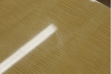 中古　美品　IDC大塚家具取り扱い　オーダー品　松創　ホワイトシカモア材のシンプルなダイニングテーブル(作業台、食卓、2人掛け、4人掛け、二人掛け、四人掛け)(定価約80万円)(R-069237)