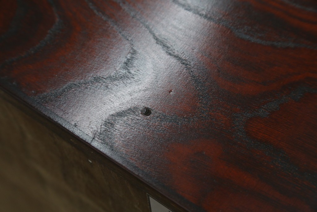 中古　岩谷堂箪笥　力強い杢目と重厚感ある金具が魅力の和箪笥　(R-069241)