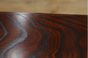 中古　岩谷堂箪笥　力強い杢目と重厚感ある金具が魅力の和箪笥　(R-069241)