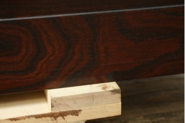 中古　岩谷堂箪笥　力強い杢目と重厚感ある金具が魅力の和箪笥　(R-069241)