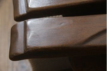 中古　美品　神戸洋家具　永田良介商店　クラシカルな佇まいが魅力の1人掛けソファ2脚セット(一人掛け、アームチェア、椅子、イス、いす)(R-069247)