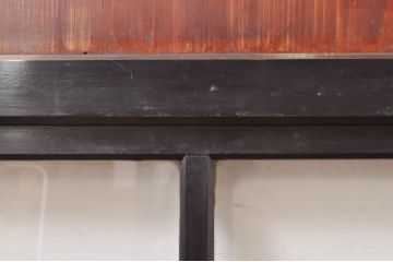 アンティーク建具　和モダンな空間作りにおすすめな漆塗りの幅広ガラス帯戸2枚セット(引き戸、ガラス戸)(R-069253)