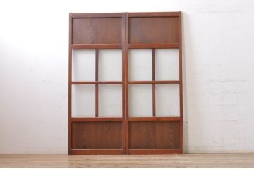 アンティーク建具　上手物!!レトロな空間作りにおすすめな腰板タモ材の幅狭ダイヤガラス戸2枚セット(引き戸、板戸、ガラス帯戸)(R-069256)