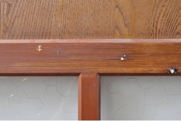 アンティーク建具　上手物!!レトロな空間作りにおすすめな腰板タモ材の幅狭ダイヤガラス戸2枚セット(引き戸、板戸、ガラス帯戸)(R-069257)