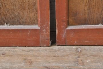 アンティーク建具　上手物!!レトロな空間作りにおすすめな腰板タモ材の幅狭ガラス戸2枚セット(引き戸、板戸、ガラス帯戸)(R-069258)