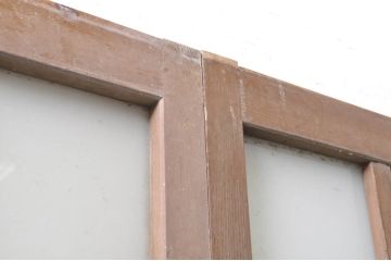 アンティーク建具　ペイント仕上げ限定　レトロな雰囲気づくりにおすすめな玄関戸2枚セット(ガラス戸、引き戸)(R-069261)