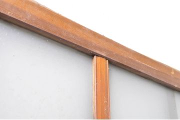 アンティーク建具　ペイント仕上げ限定　レトロな雰囲気づくりにおすすめな玄関戸2枚セット(ガラス戸、引き戸)(R-069261)