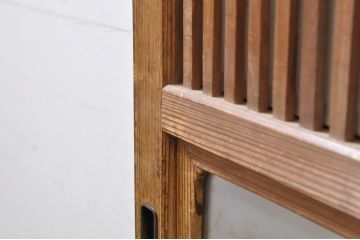 アンティーク建具　和の風情を感じられる裏障子付き格子戸2枚セット(引き戸、障子戸、ガラス帯戸)(R-069264)