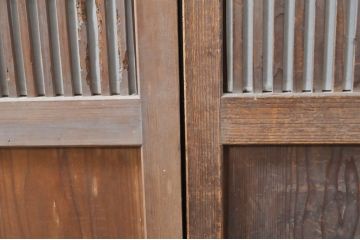 アンティーク建具　和の風情を感じられる裏障子付き格子戸2枚セット(引き戸、障子戸、ガラス帯戸)(R-069264)