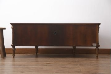 中古　希少な絶版品　MAITLAND SMITH(メートランドスミス)　味わい深い杢目と艶のある木肌が美しいテレビ台(テレビボード、ローボード、サイドボード、サイドキャビネット、収納棚、戸棚)(R-069269)